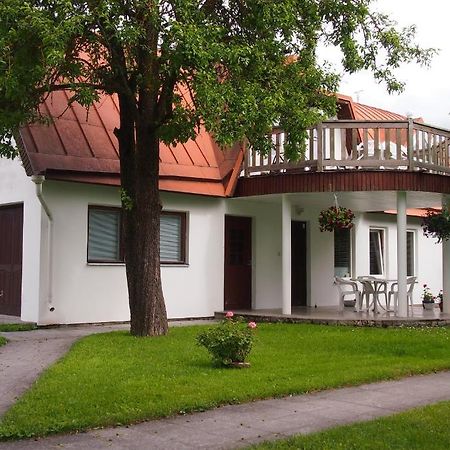 Maenni Guesthouse Haapsalu Habitación foto